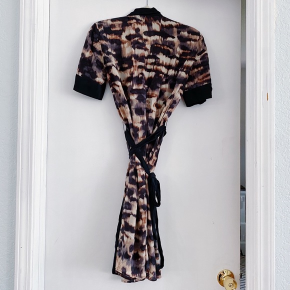 Silk Kimono Wrap Dress in Brushstroke Print - Picture 3 of 5